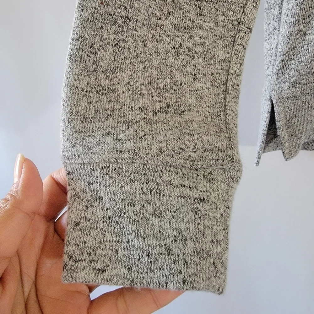 NEW Rails Women's Gray Long Sleeve Crewneck Top XS Soft Minimalist Y2K Cozy